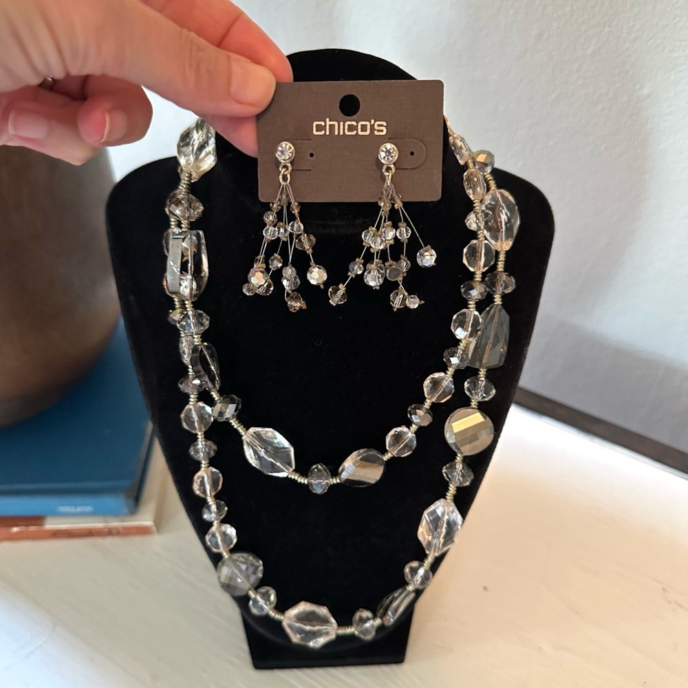 NWT Chico’s Necklace & Earrings Set